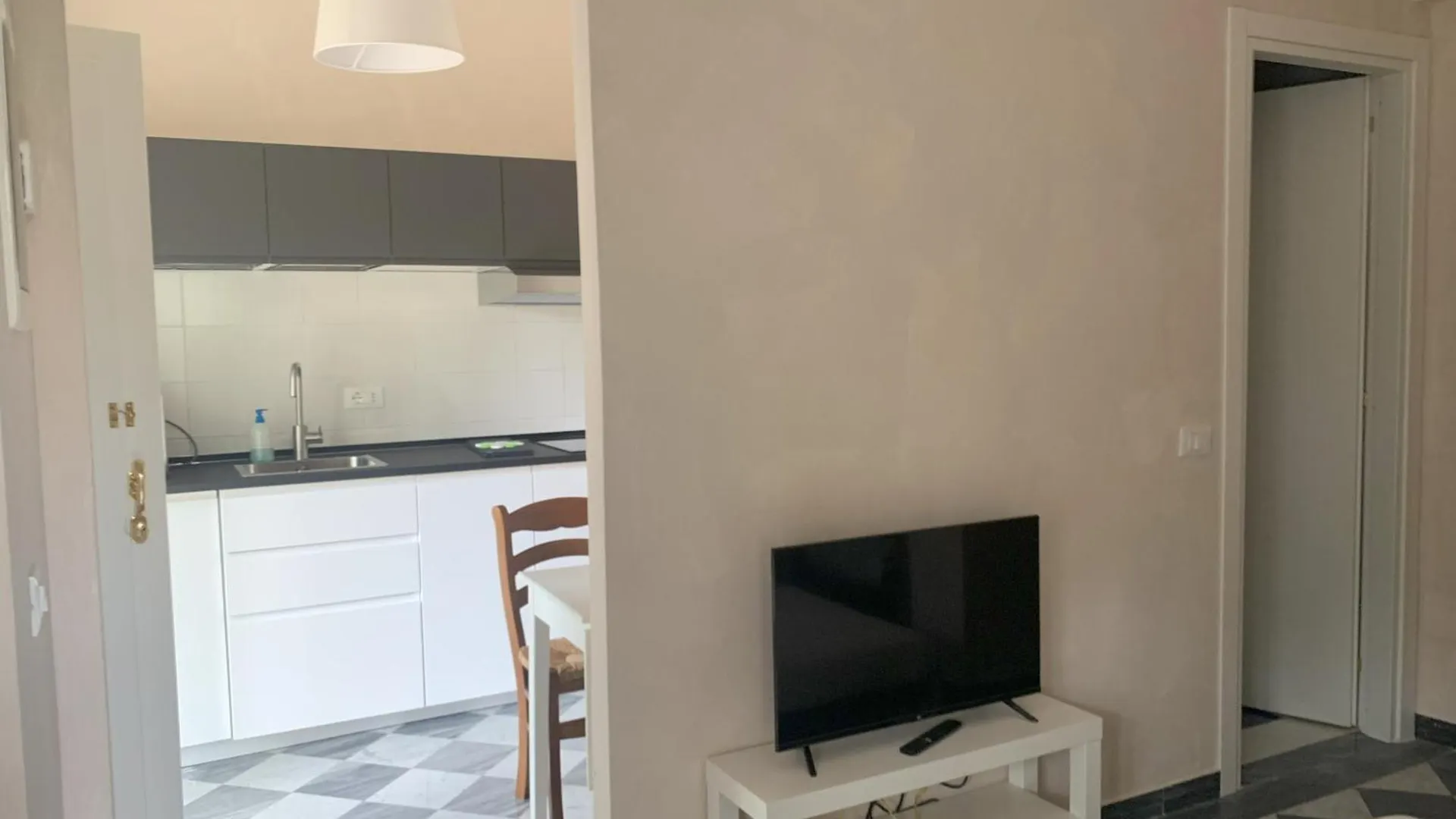 Paradisa28 - Amalfi - Zona Ospedale Cisanello Pisa Italien